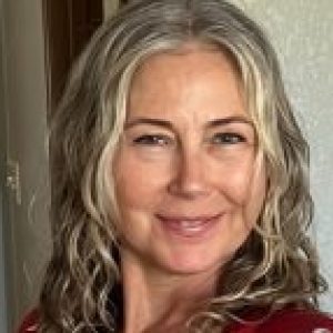 Profile photo of Evelyn