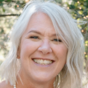 Profile photo of Janet Everhart