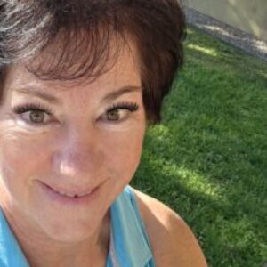 Profile photo of Suzanne