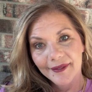 Profile photo of Amanda