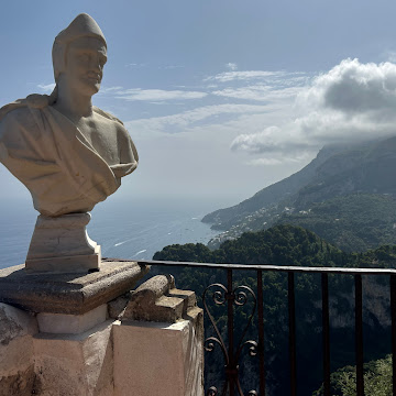 Profile photo of Regina Jones