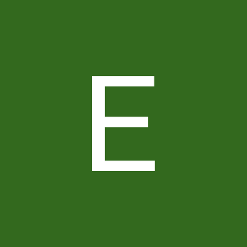 Profile photo of Ellie Chadwick