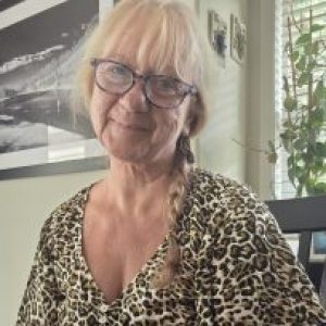 Profile photo of Cheryl