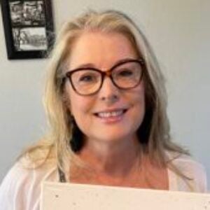 Profile photo of Julie