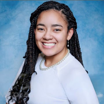 Profile photo of Elizabeth Grauer